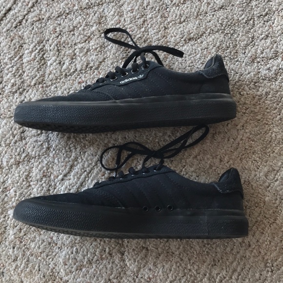 ADIDAS 3MC VULC SHOES - Picture 3 of 5